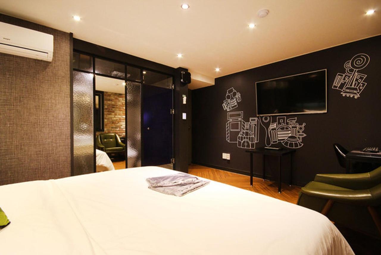 Hotel Bellus 釜山広域市 エクステリア 写真