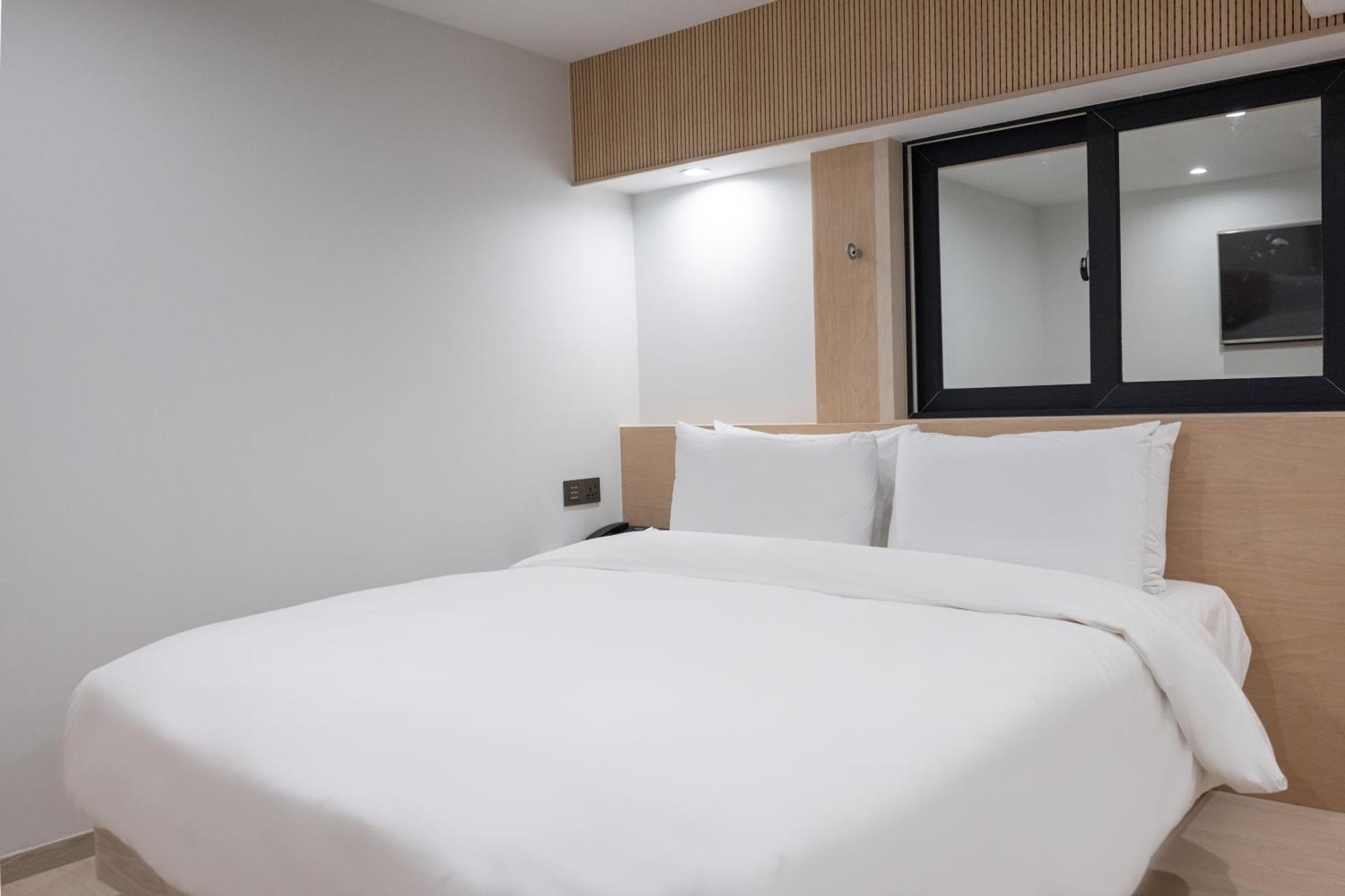 Hotel Bellus 釜山広域市 エクステリア 写真